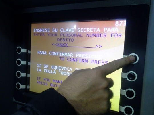 Como tirar dinheiro no Chile, CAIXA ELETRÔNICO TIRAR DINHEIRO COM cartão de débito ou crédito, horario 24 horas, perto do centro, a que horas abre